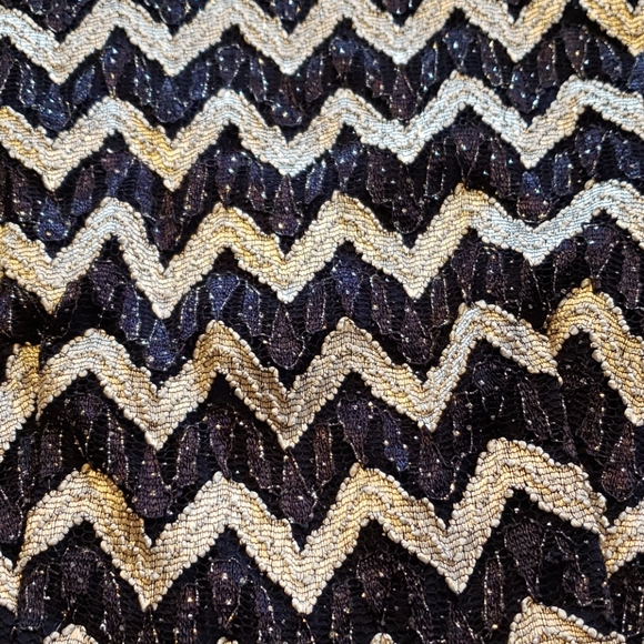 Cute Sparkly Dress - Picture 2 of 6